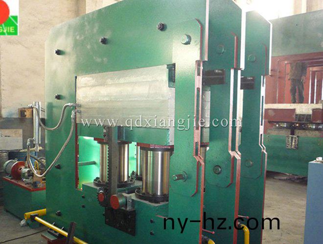 鄂(e)式平闆硫化(hua)機(jī)(ji)